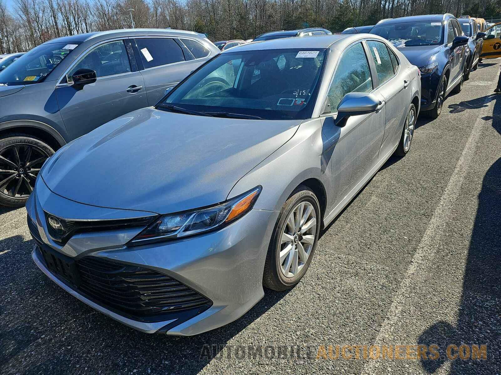 4T1B11HK9KU693949 Toyota Camry 2019