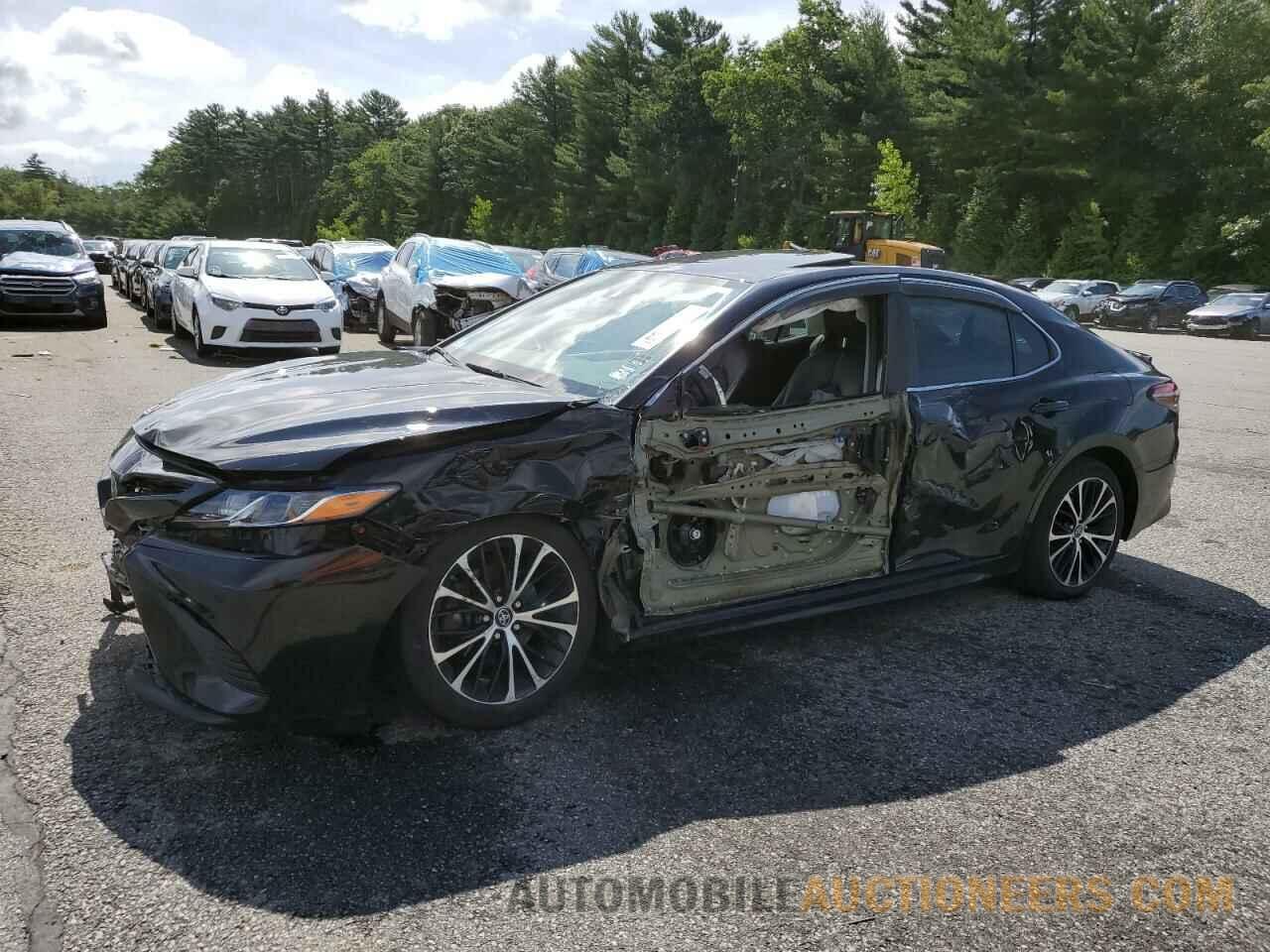 4T1B11HK9KU698875 TOYOTA CAMRY 2019