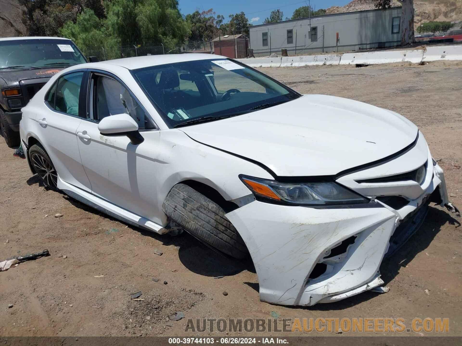 4T1B11HK9KU699993 TOYOTA CAMRY 2019