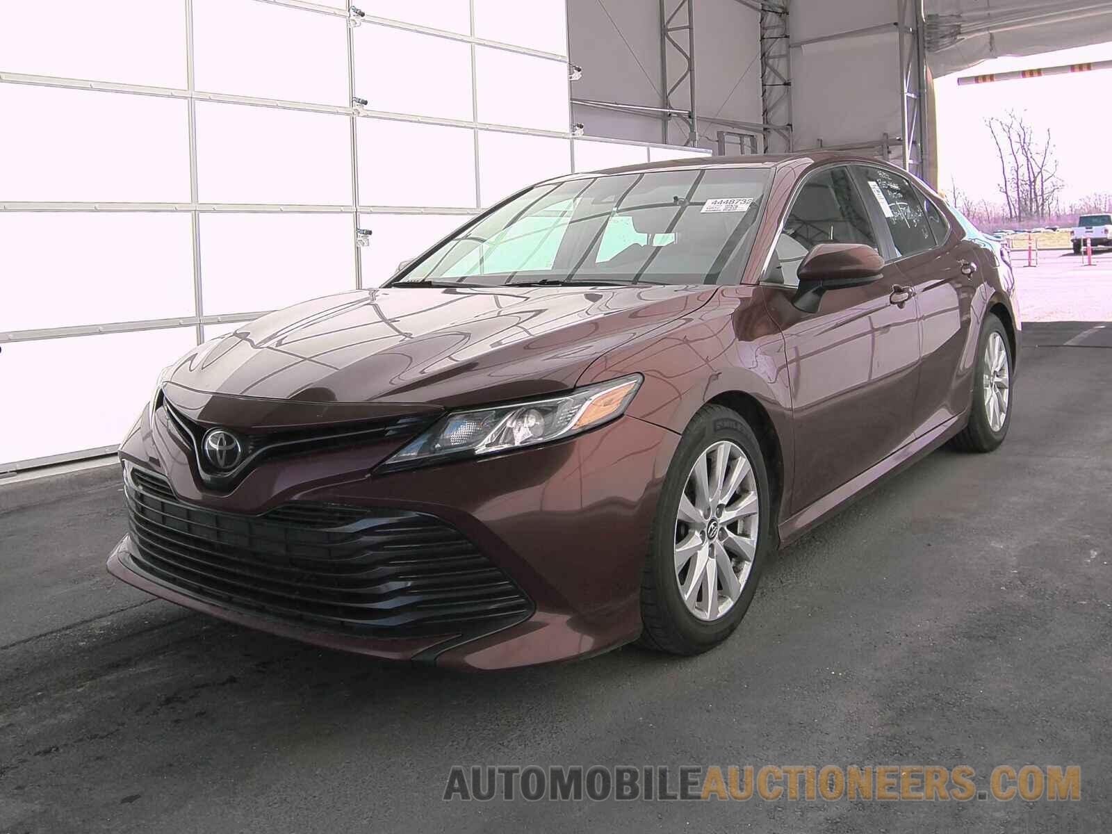 4T1B11HK9KU709986 Toyota Camry 2019