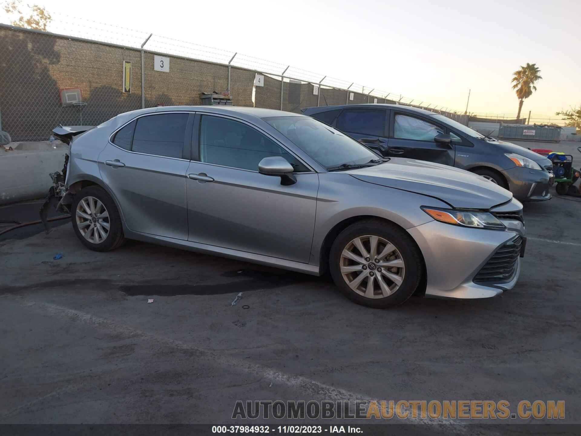 4T1B11HK9KU714704 TOYOTA CAMRY 2019