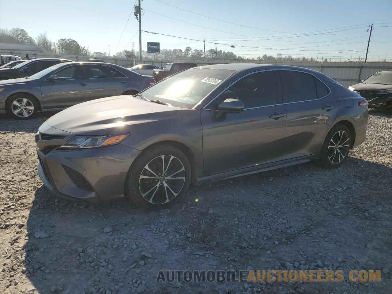 4T1B11HK9KU717196 TOYOTA CAMRY 2019