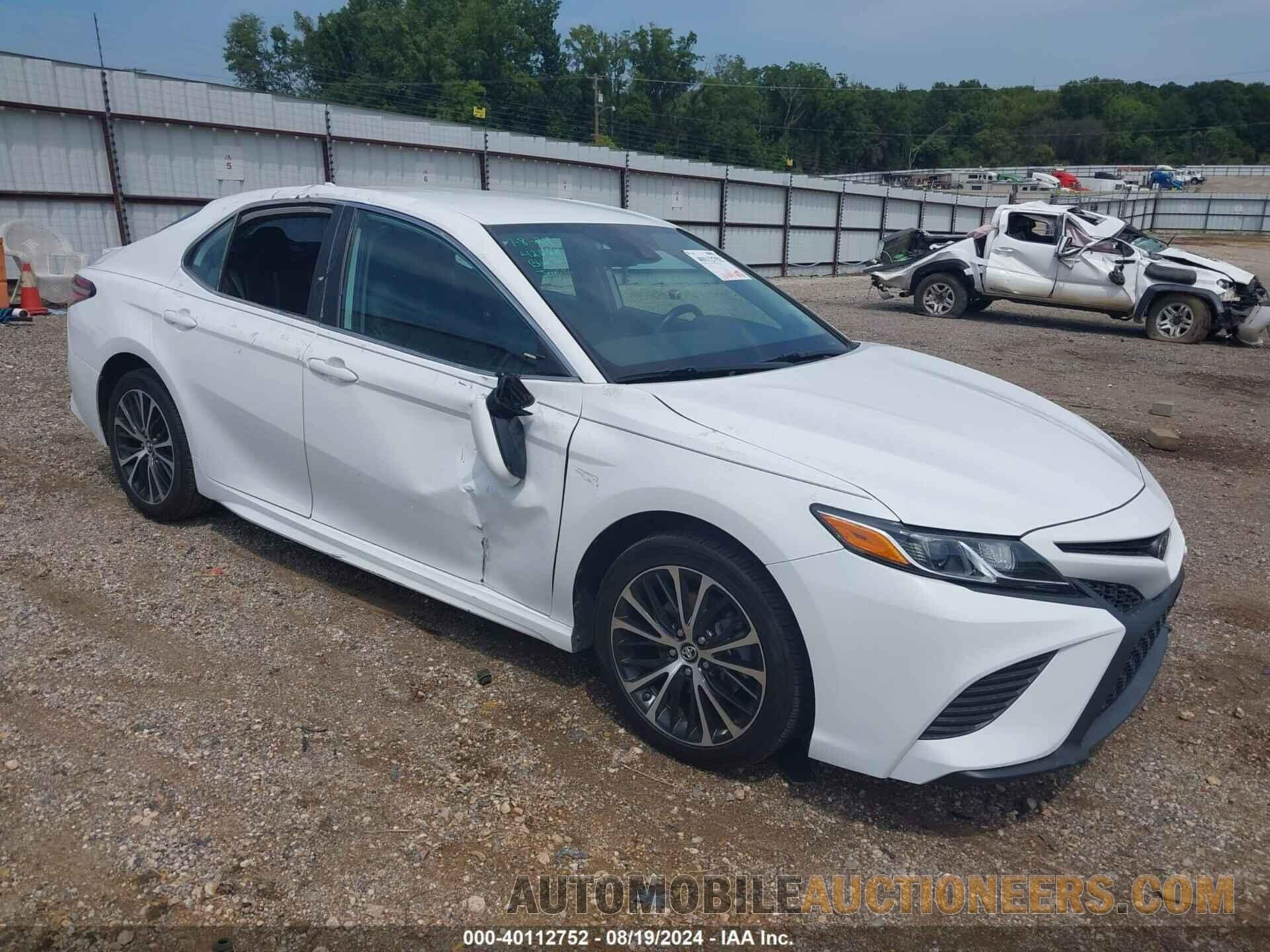 4T1B11HK9KU727114 TOYOTA CAMRY 2019