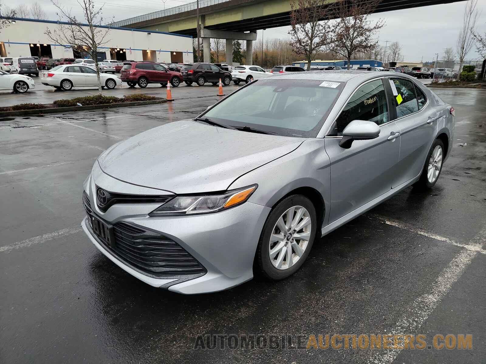 4T1B11HK9KU758816 Toyota Camry 2019