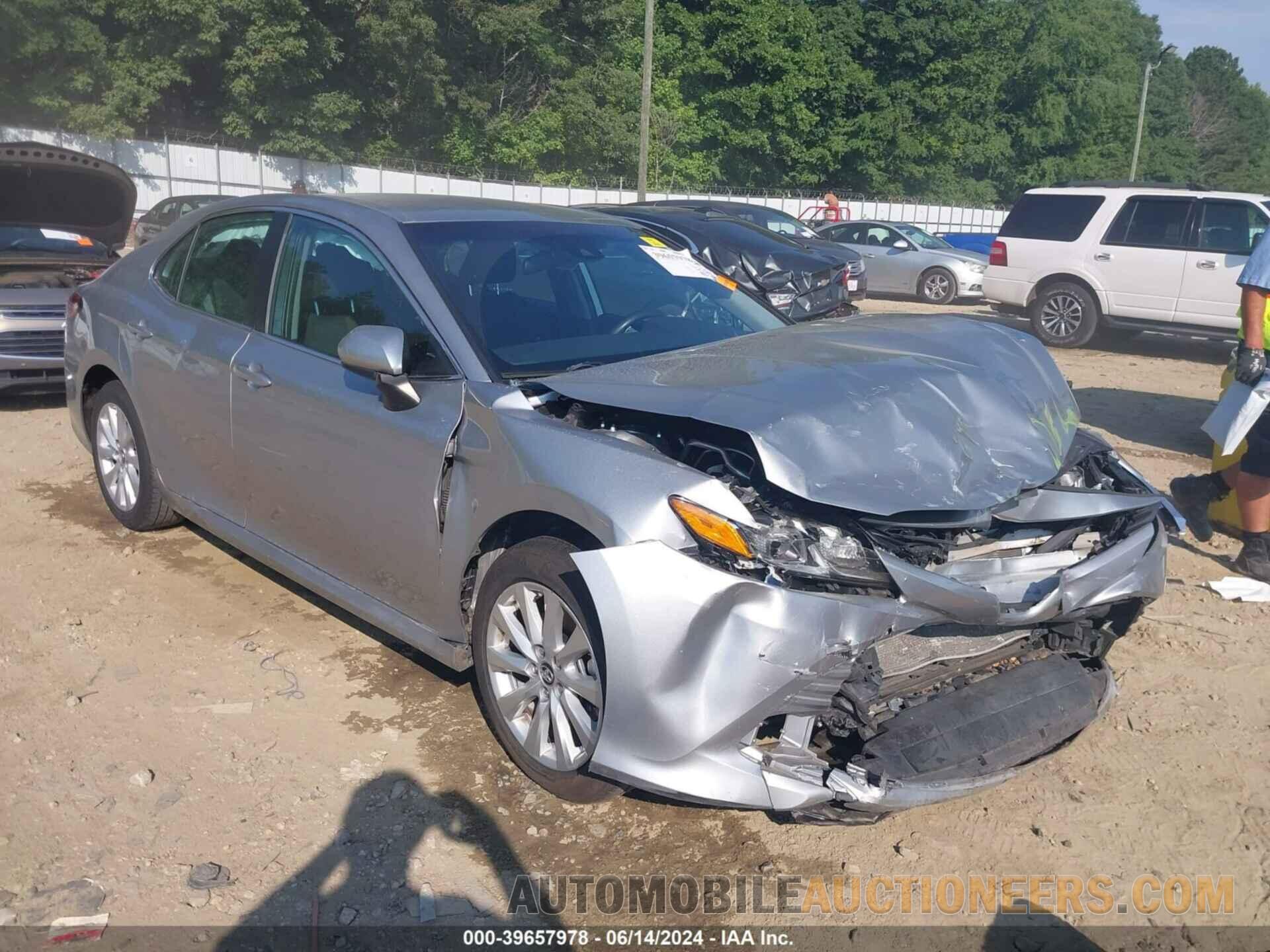 4T1B11HK9KU769833 TOYOTA CAMRY 2019