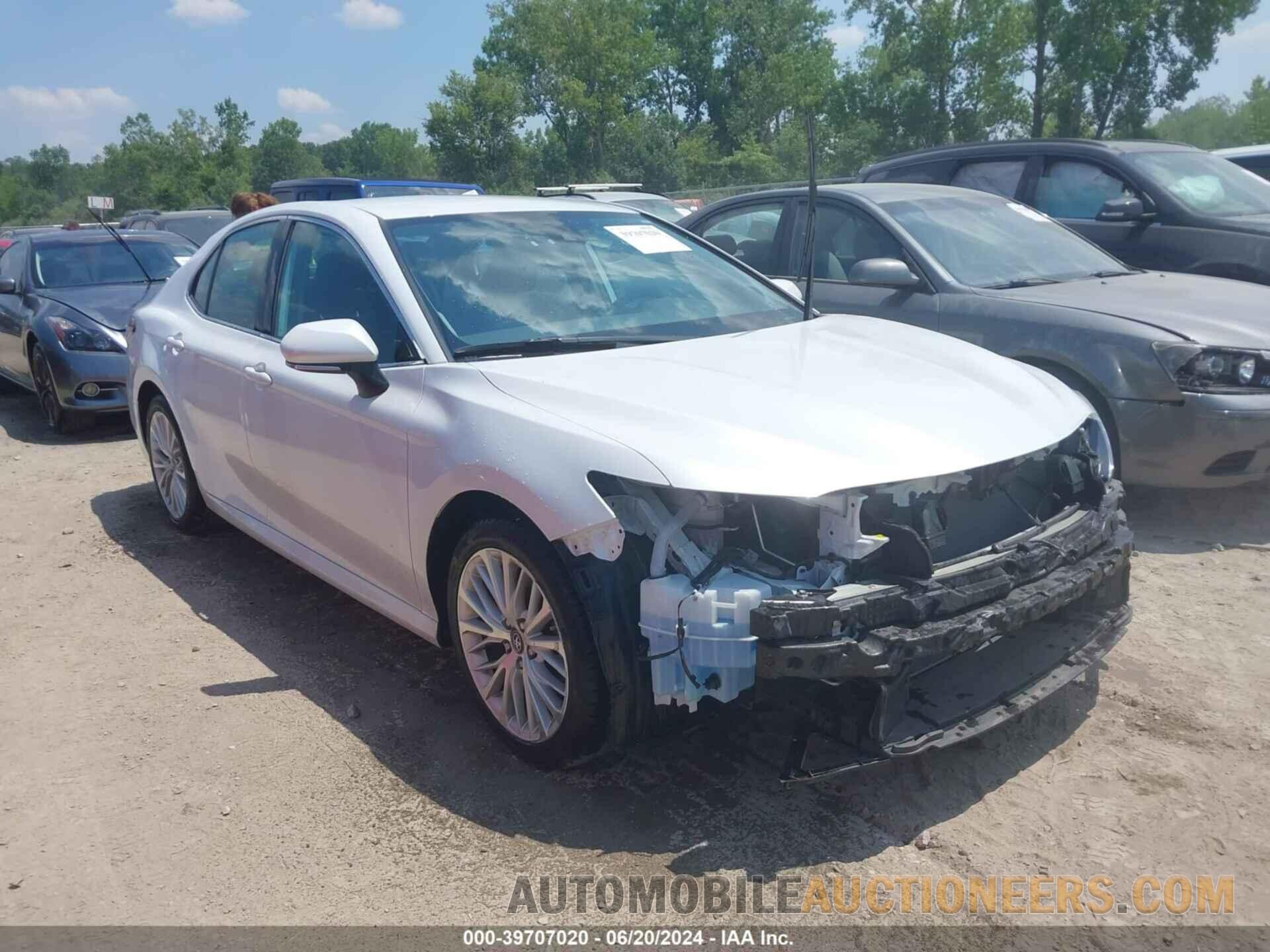 4T1B11HK9KU772294 TOYOTA CAMRY 2019