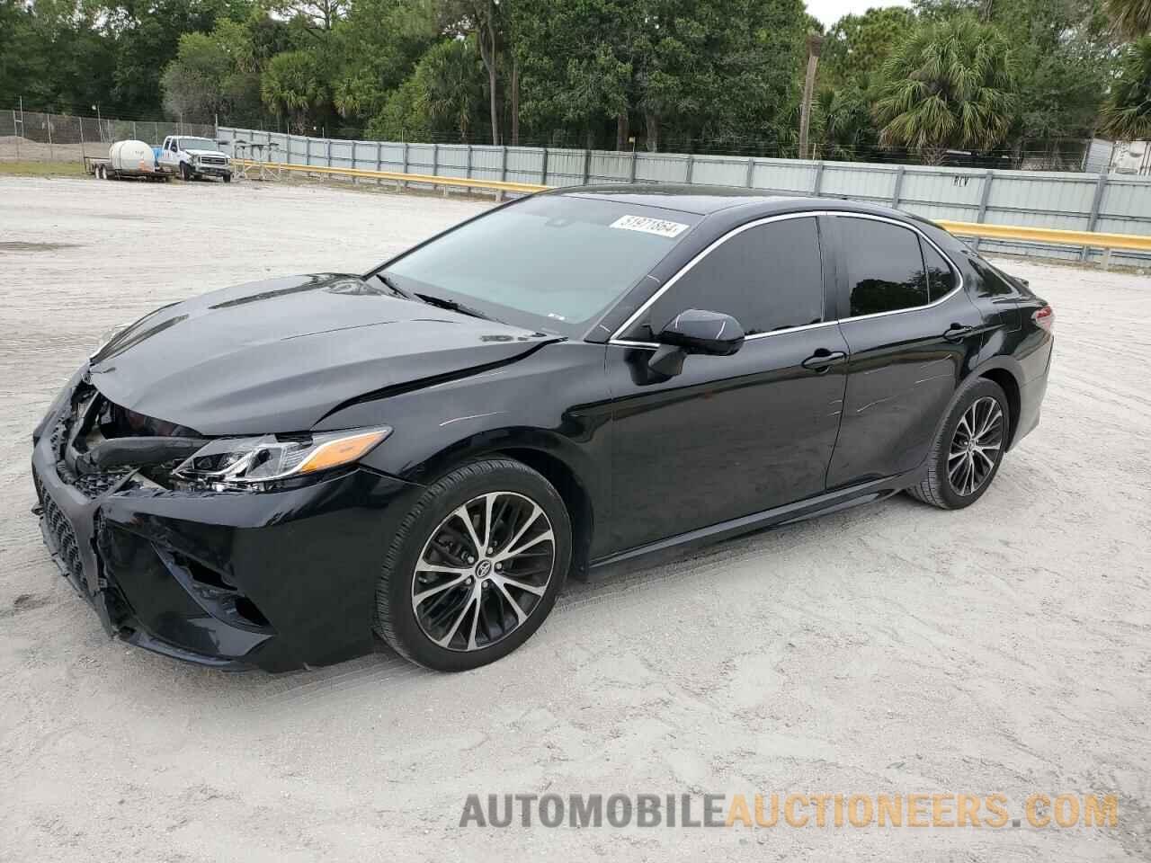 4T1B11HK9KU806279 TOYOTA CAMRY 2019