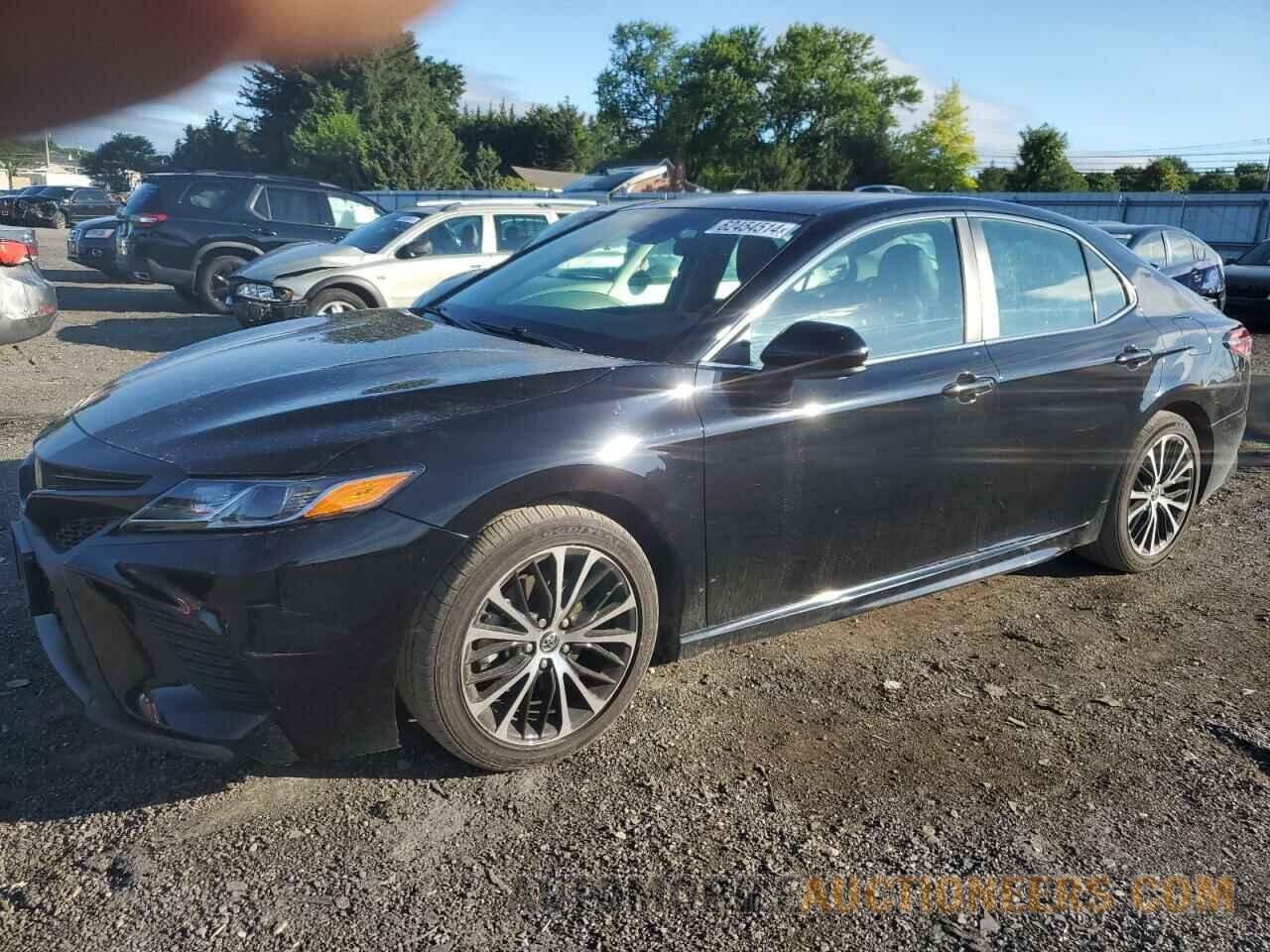 4T1B11HK9KU810915 TOYOTA CAMRY 2019