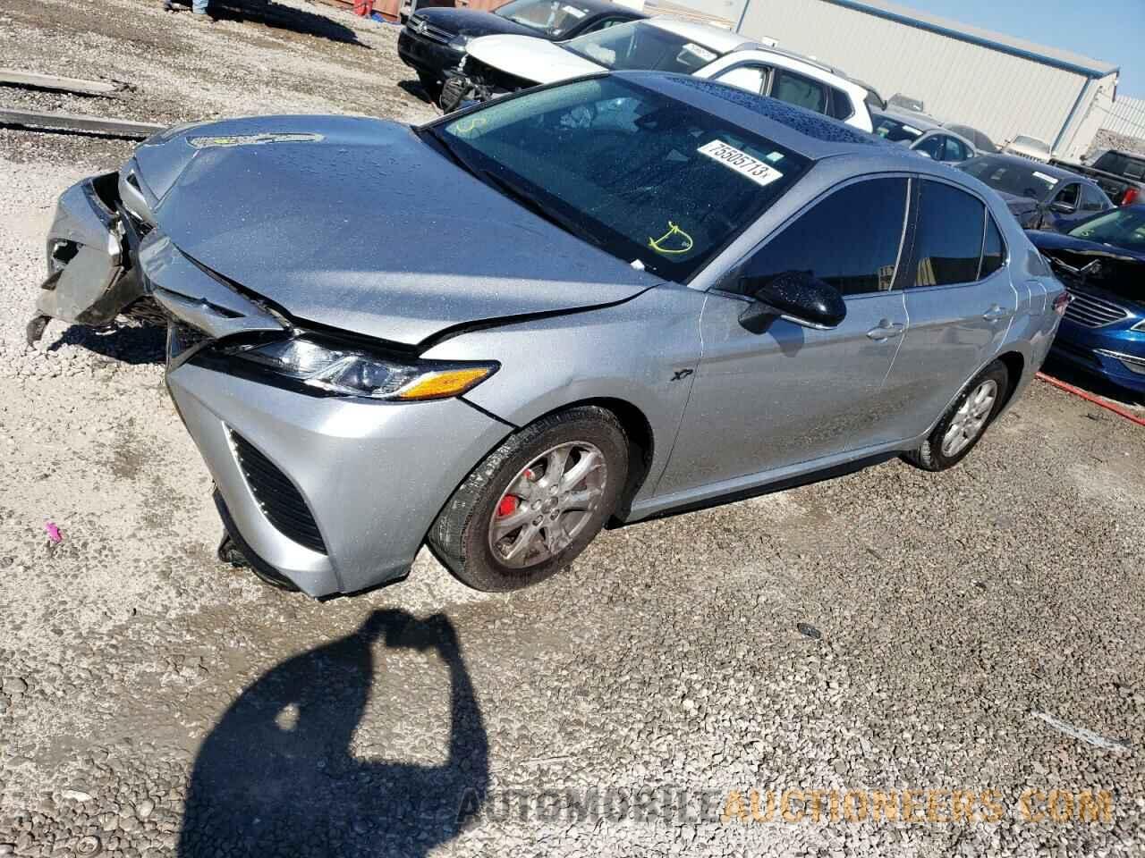 4T1B11HK9KU813524 TOYOTA CAMRY 2019