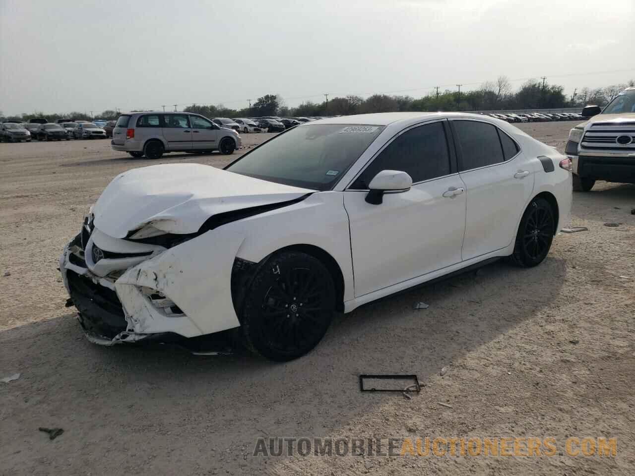 4T1B11HK9KU819338 TOYOTA CAMRY 2019