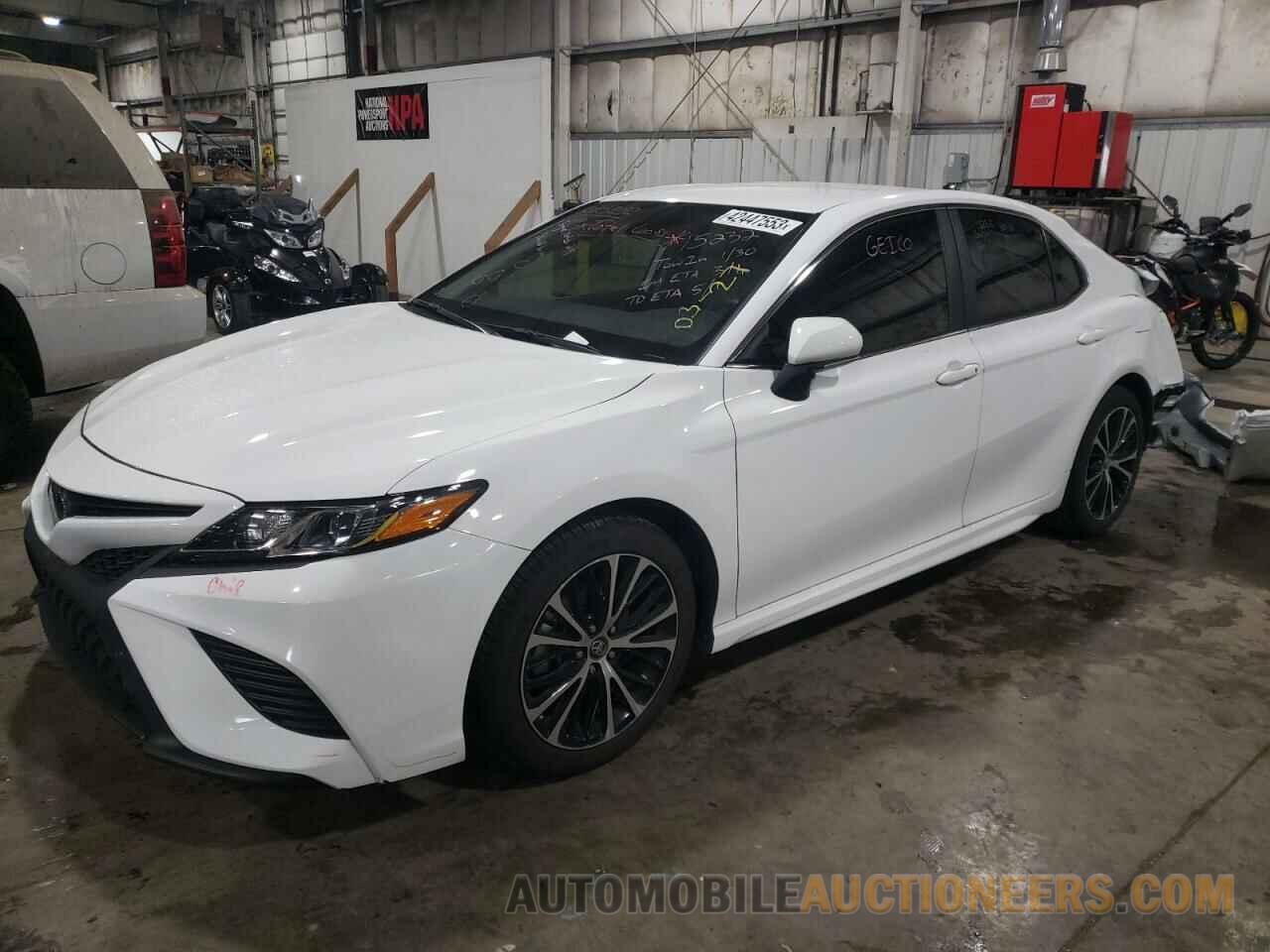 4T1B11HK9KU827682 TOYOTA CAMRY 2019