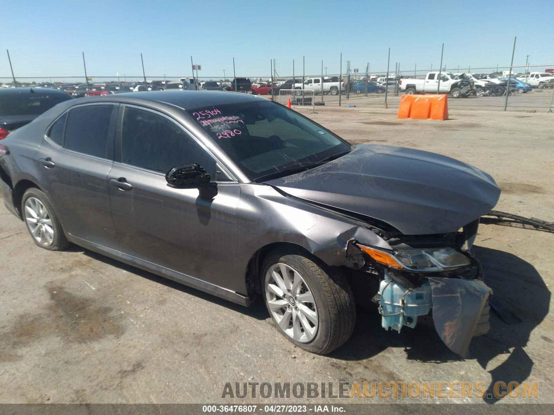 4T1B11HK9KU832980 TOYOTA CAMRY 2019