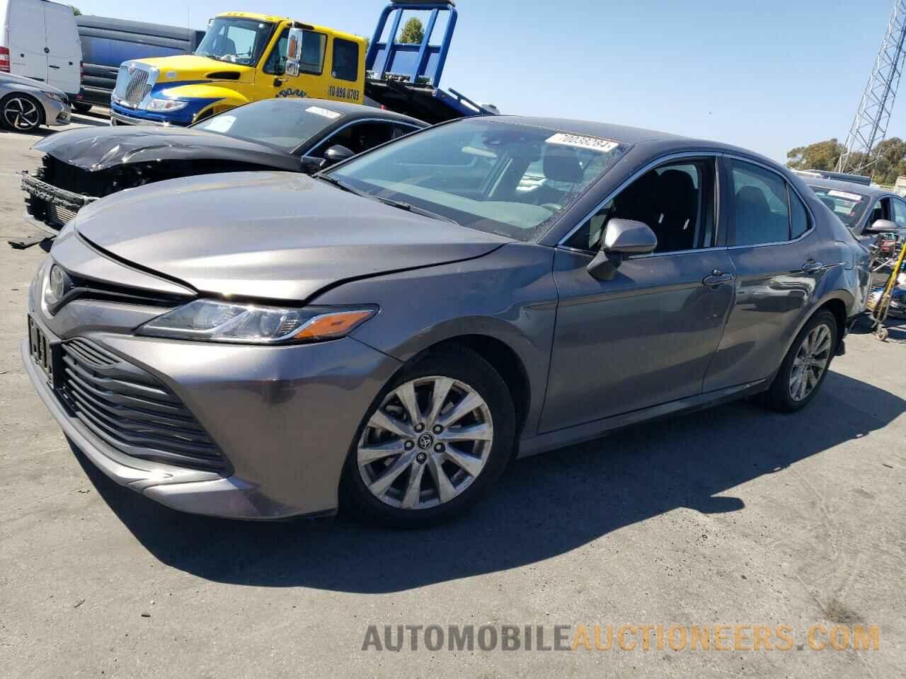 4T1B11HK9KU836379 TOYOTA CAMRY 2019