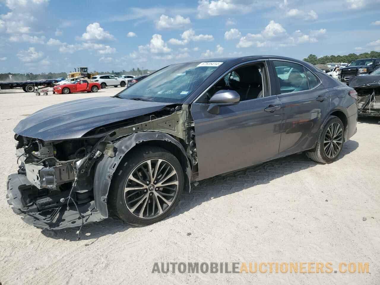 4T1B11HK9KU840643 TOYOTA CAMRY 2019