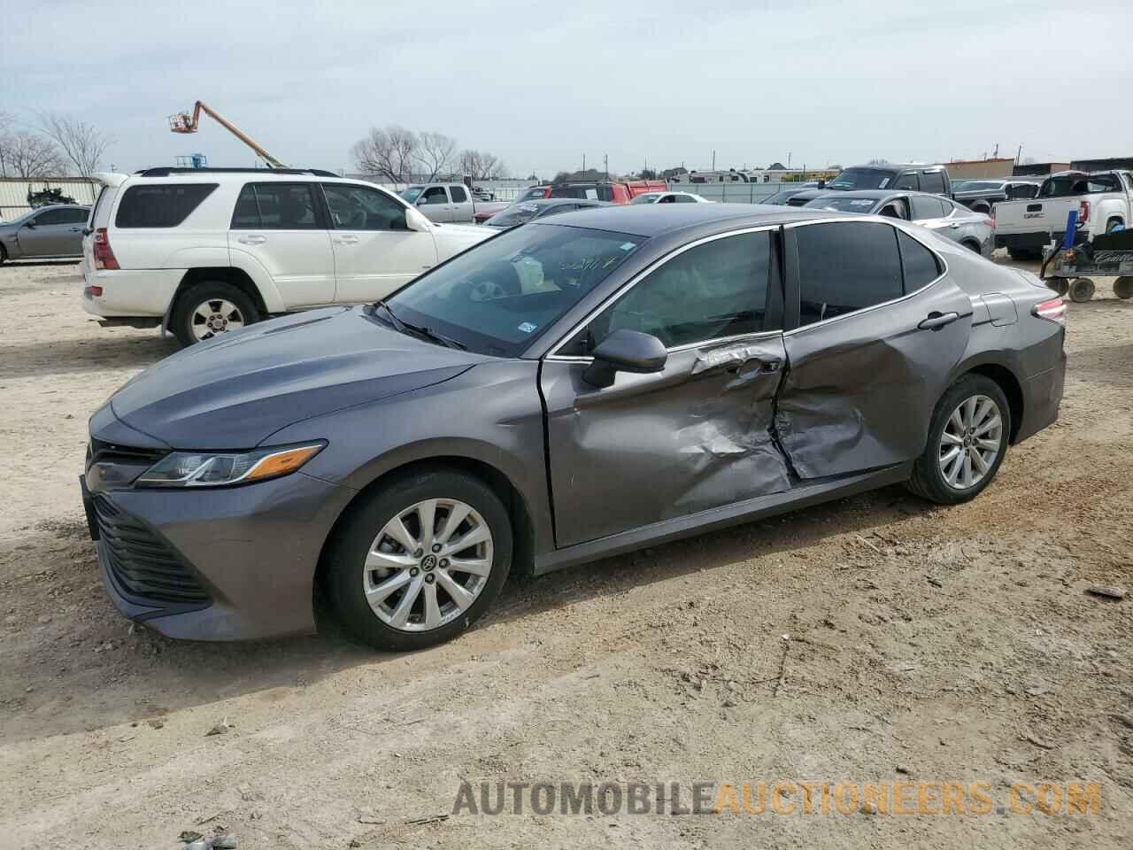 4T1B11HK9KU842649 TOYOTA CAMRY 2019