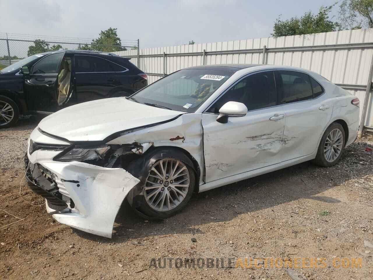 4T1B11HKXJU002166 TOYOTA CAMRY 2018