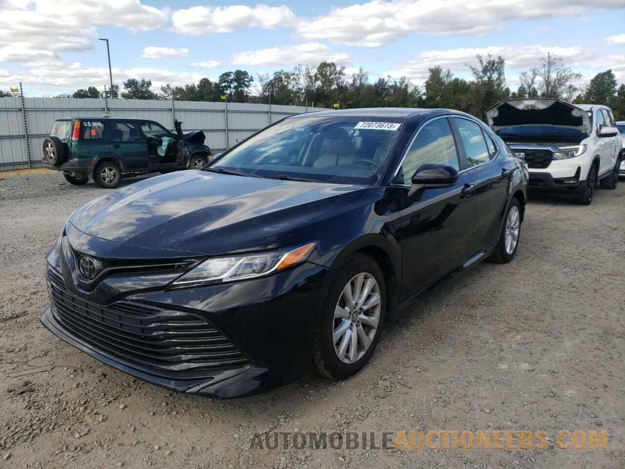 4T1B11HKXJU002538 TOYOTA CAMRY 2018