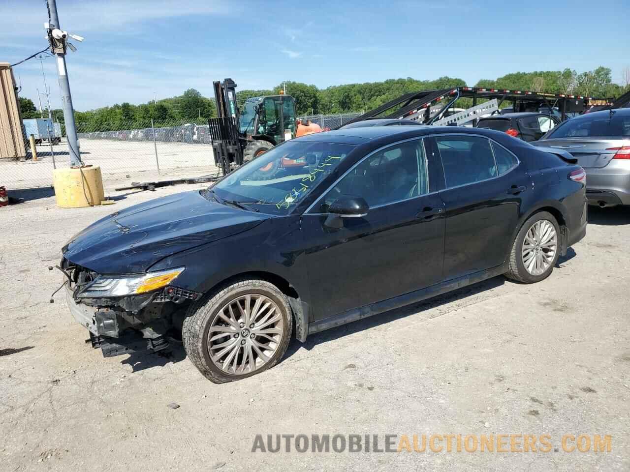 4T1B11HKXJU011353 TOYOTA CAMRY 2018