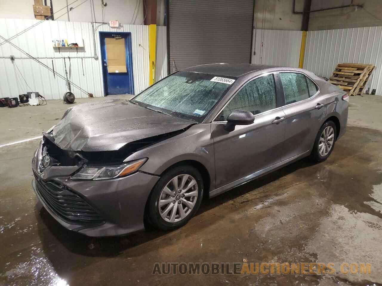 4T1B11HKXJU011370 TOYOTA CAMRY 2018