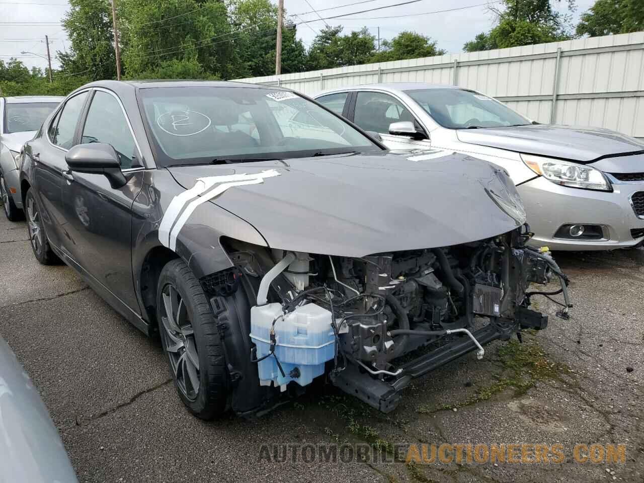 4T1B11HKXJU011787 TOYOTA CAMRY 2018