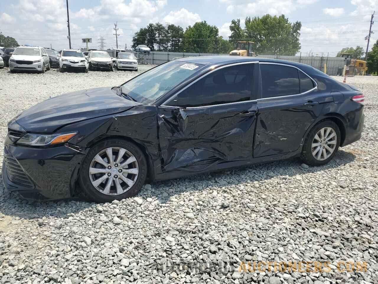 4T1B11HKXJU013278 TOYOTA CAMRY 2018