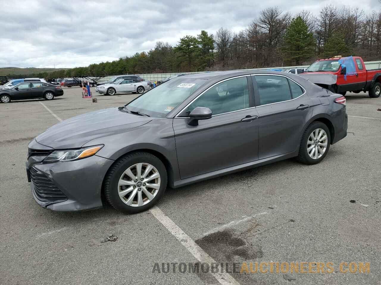 4T1B11HKXJU018352 TOYOTA CAMRY 2018