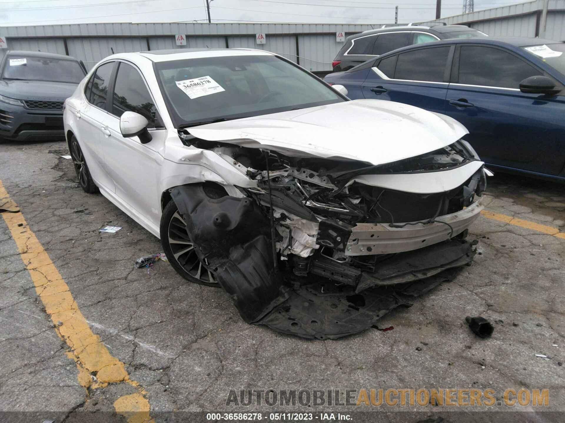 4T1B11HKXJU020361 TOYOTA CAMRY 2018