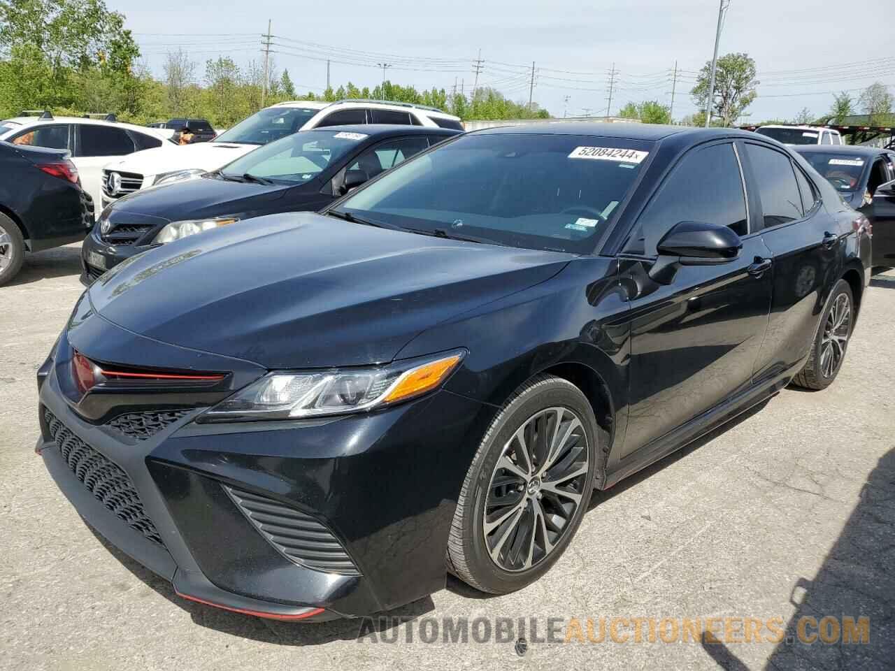 4T1B11HKXJU021784 TOYOTA CAMRY 2018