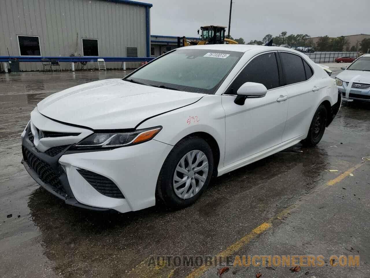 4T1B11HKXJU021848 TOYOTA CAMRY 2018