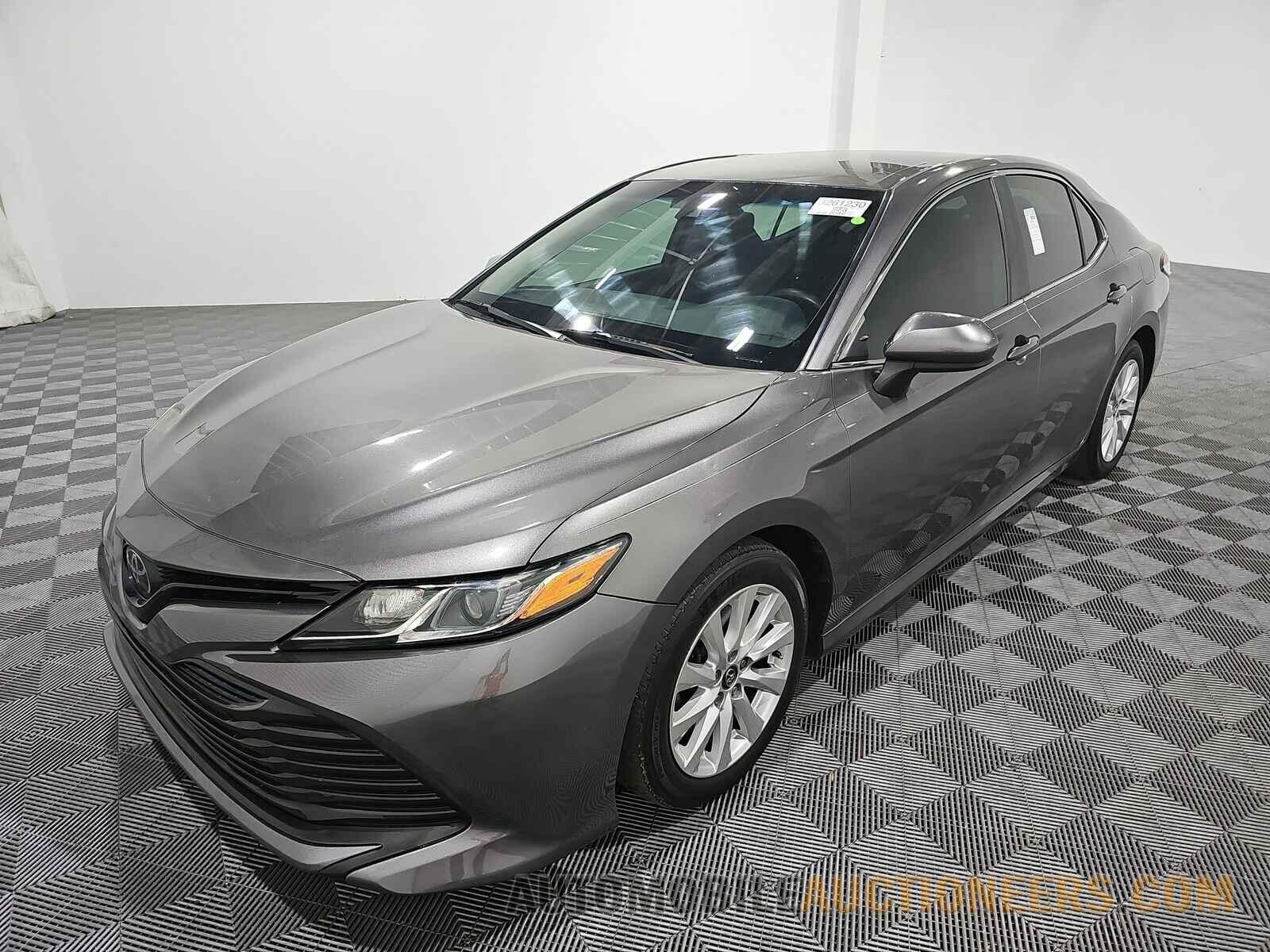 4T1B11HKXJU022143 Toyota Camry 2018