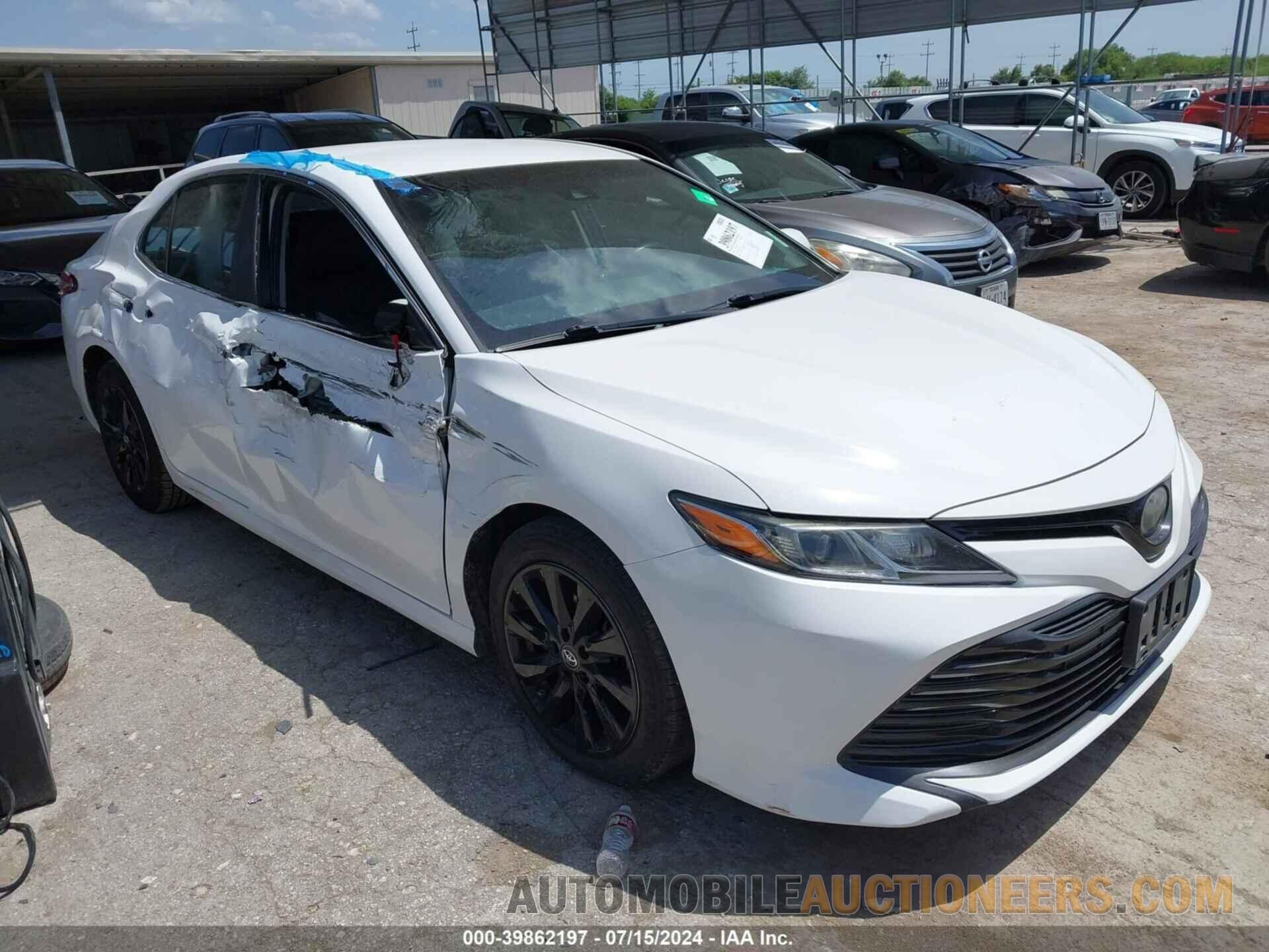 4T1B11HKXJU023535 TOYOTA CAMRY 2018