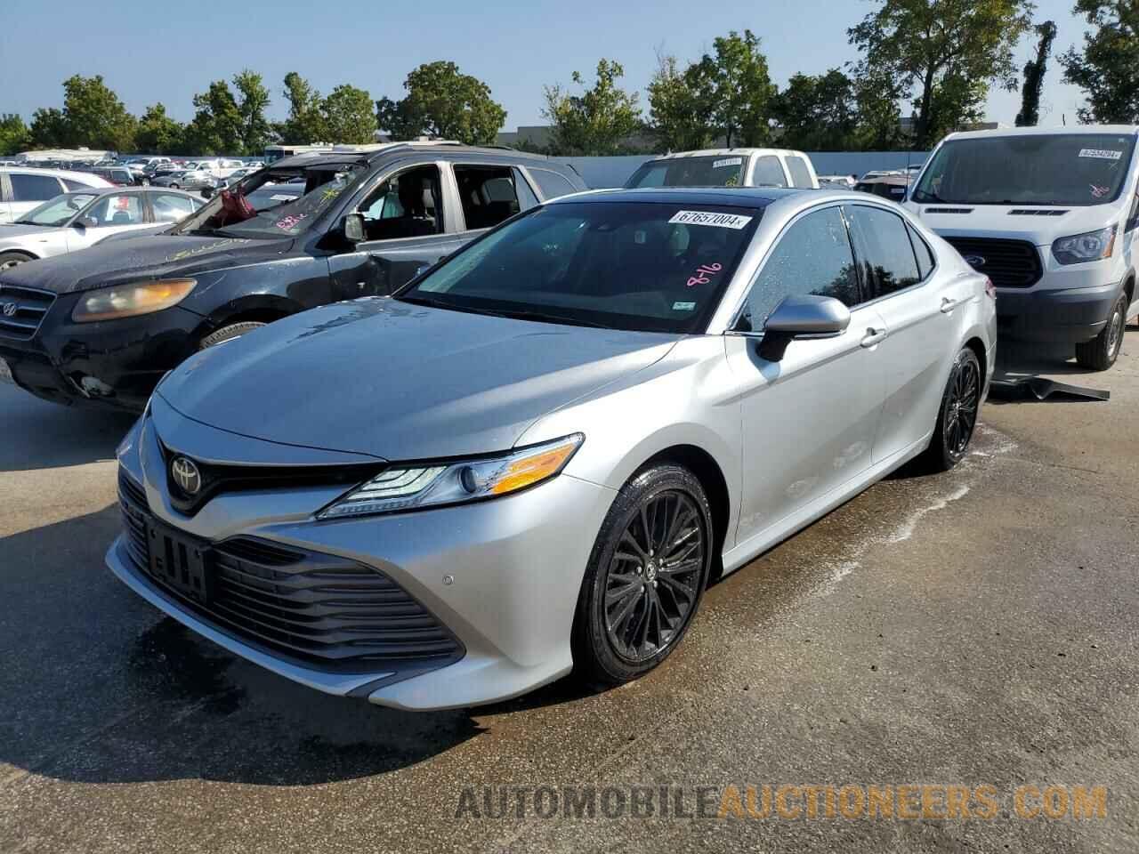 4T1B11HKXJU047706 TOYOTA CAMRY 2018