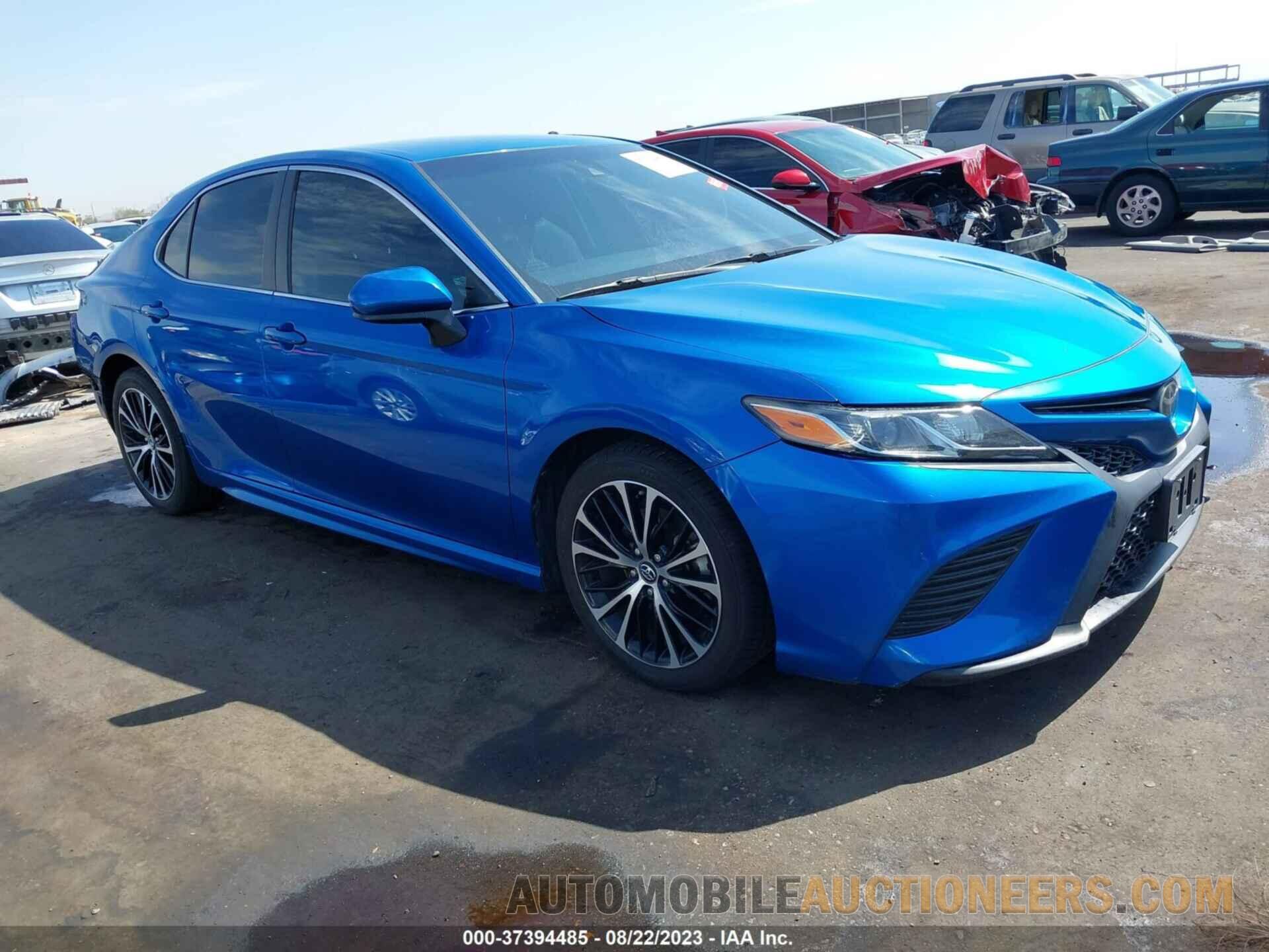 4T1B11HKXJU049584 TOYOTA CAMRY 2018