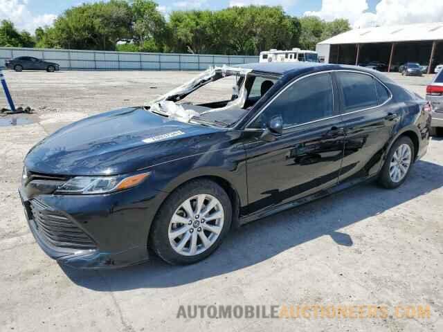 4T1B11HKXJU054722 TOYOTA CAMRY 2018