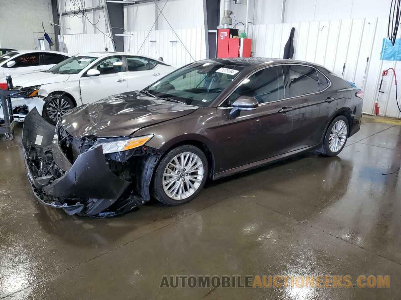 4T1B11HKXJU055434 TOYOTA CAMRY 2018