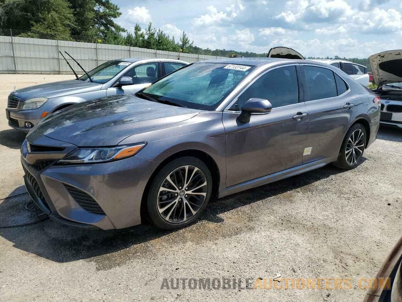 4T1B11HKXJU068538 TOYOTA CAMRY 2018