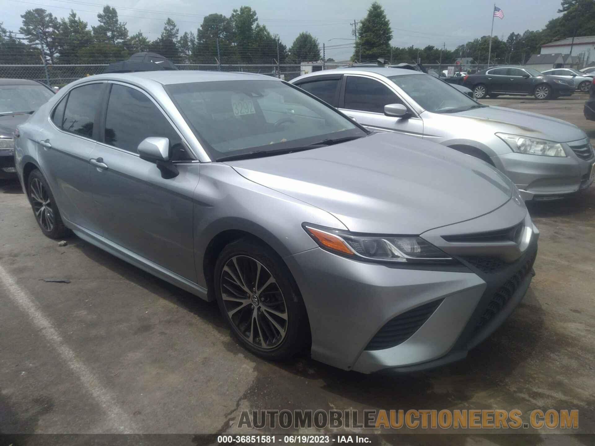 4T1B11HKXJU079734 TOYOTA CAMRY 2018