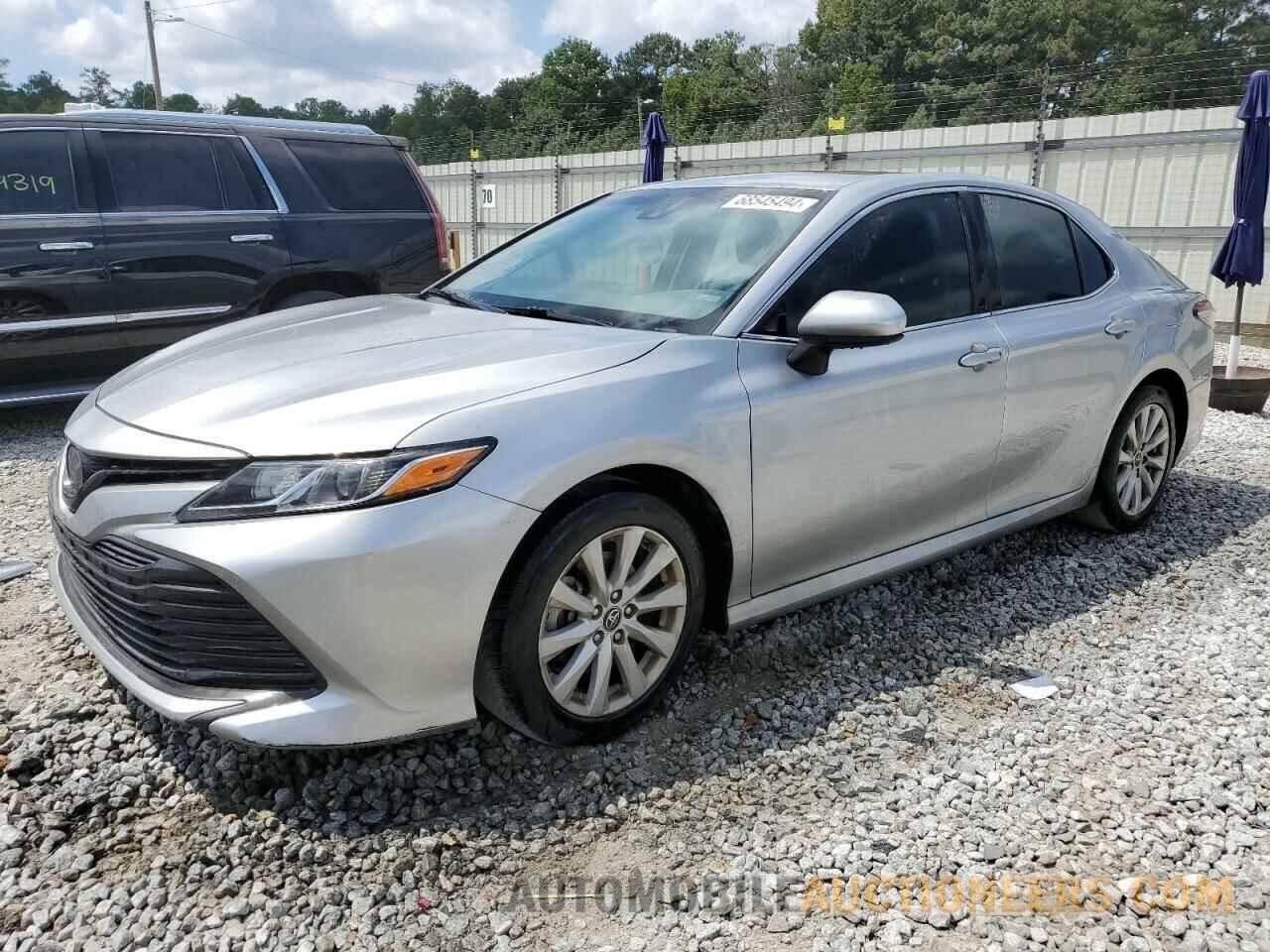 4T1B11HKXJU095285 TOYOTA CAMRY 2018