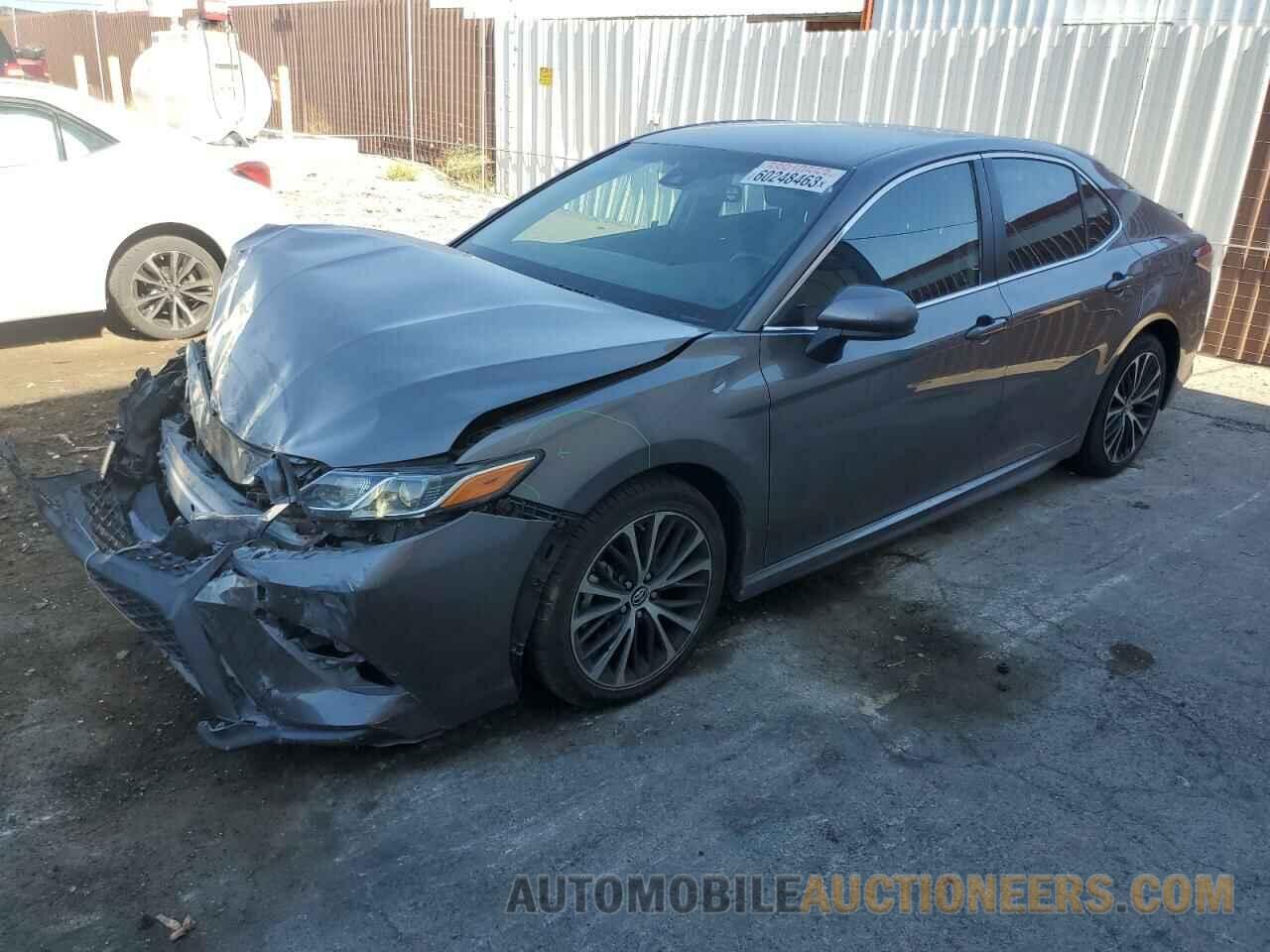 4T1B11HKXJU099613 TOYOTA CAMRY 2018