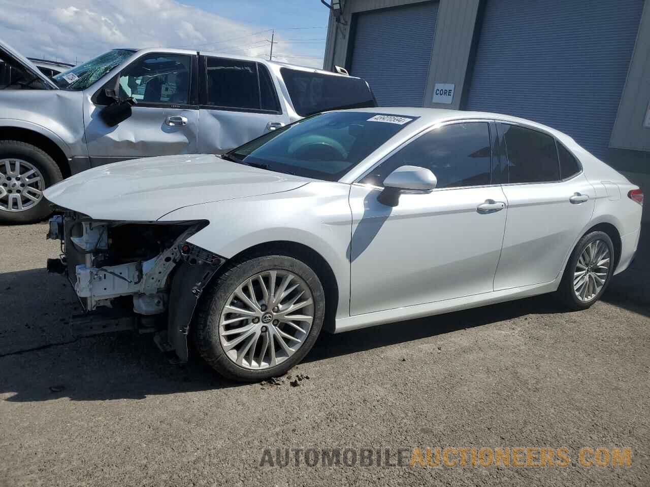 4T1B11HKXJU104468 TOYOTA CAMRY 2018