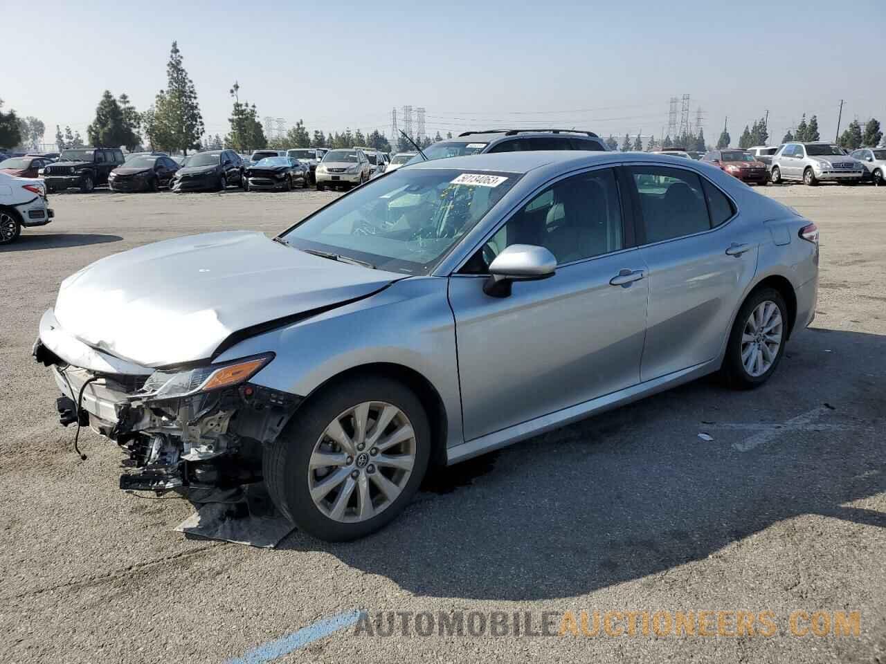 4T1B11HKXJU119410 TOYOTA CAMRY 2018