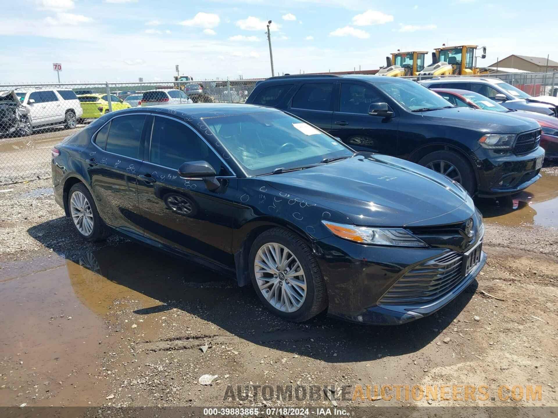 4T1B11HKXJU125286 TOYOTA CAMRY 2018