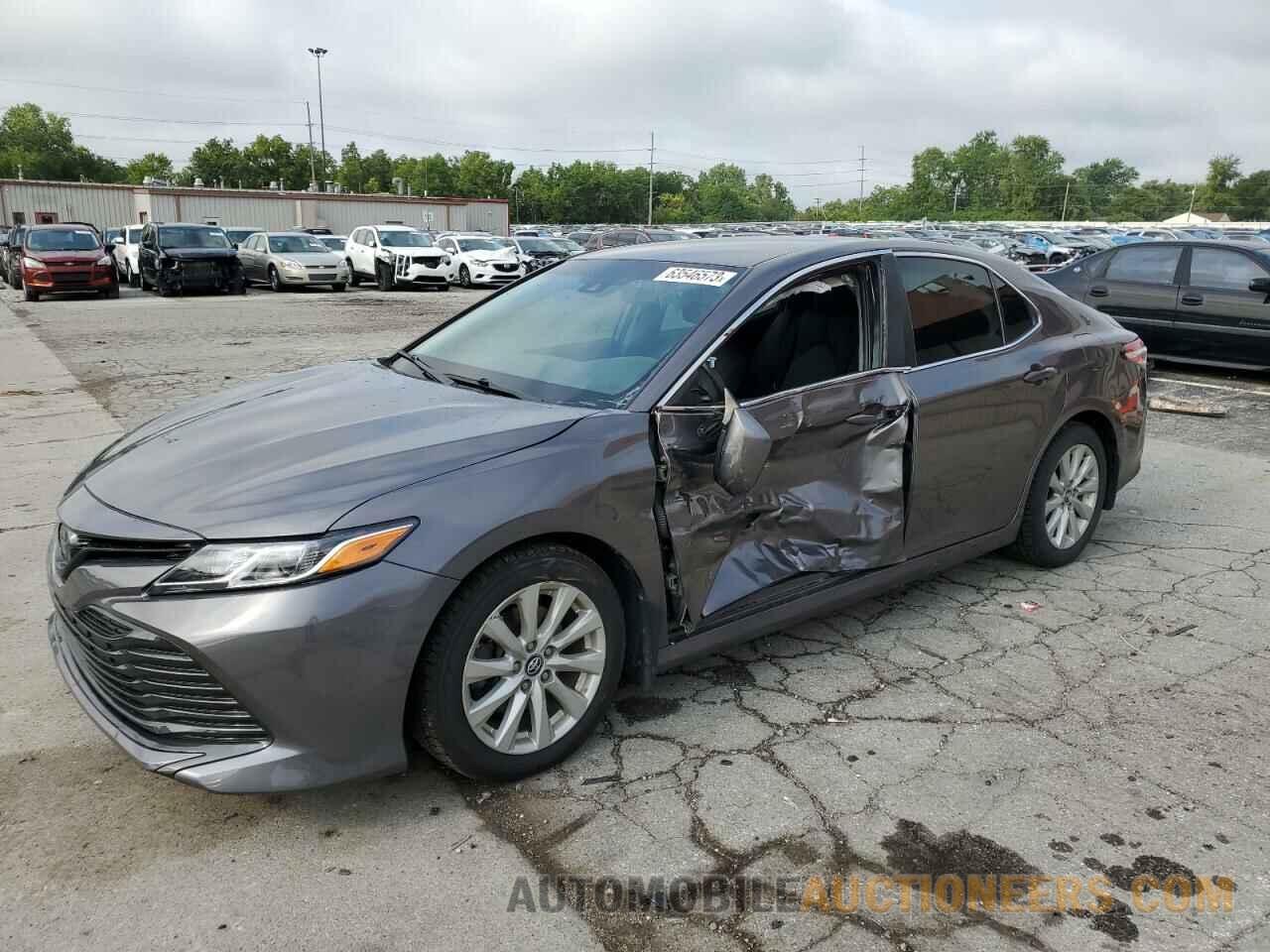 4T1B11HKXJU141276 TOYOTA CAMRY 2018