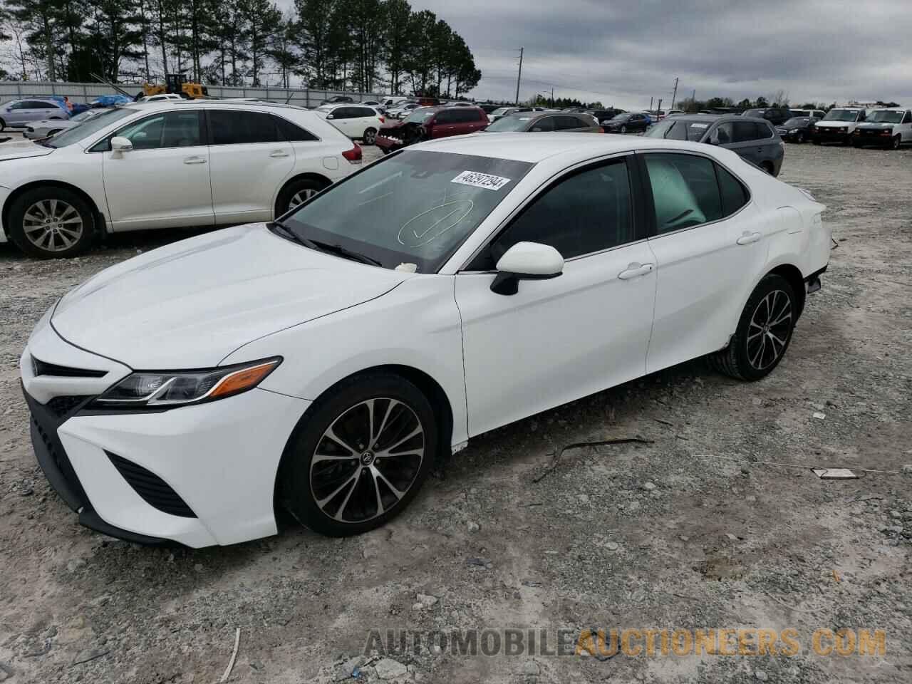 4T1B11HKXJU141830 TOYOTA CAMRY 2018