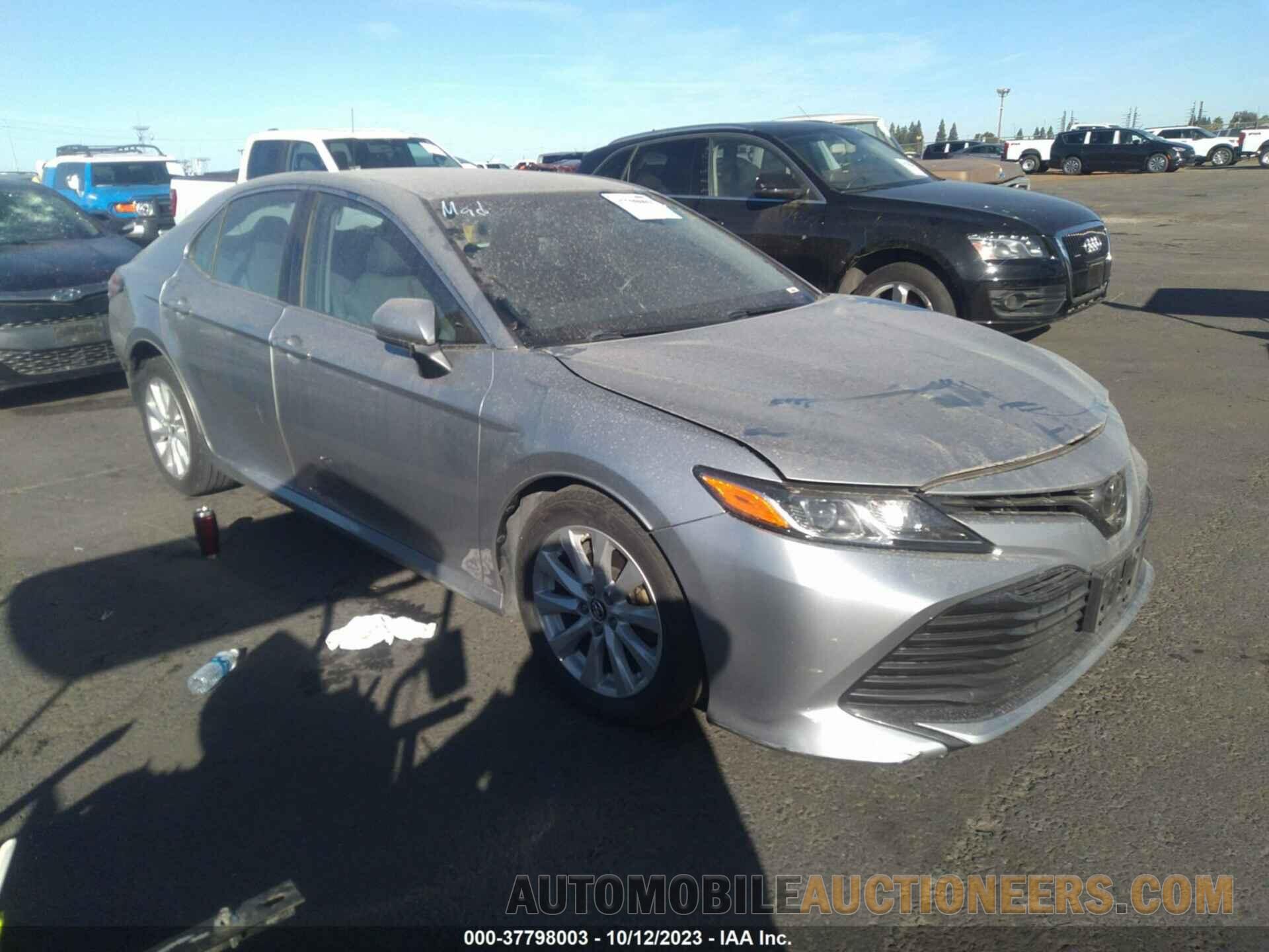 4T1B11HKXJU145246 TOYOTA CAMRY 2018