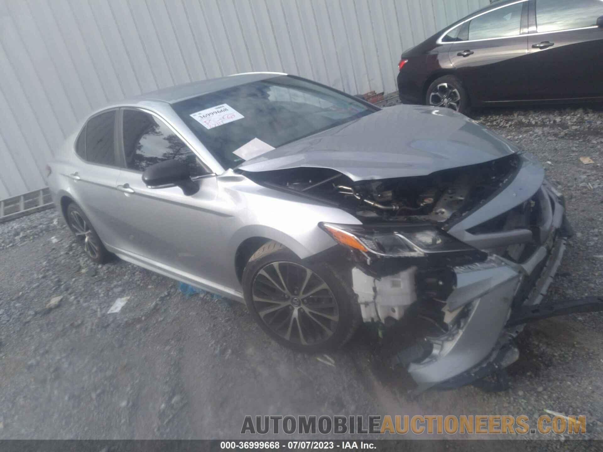 4T1B11HKXJU146283 TOYOTA CAMRY 2018