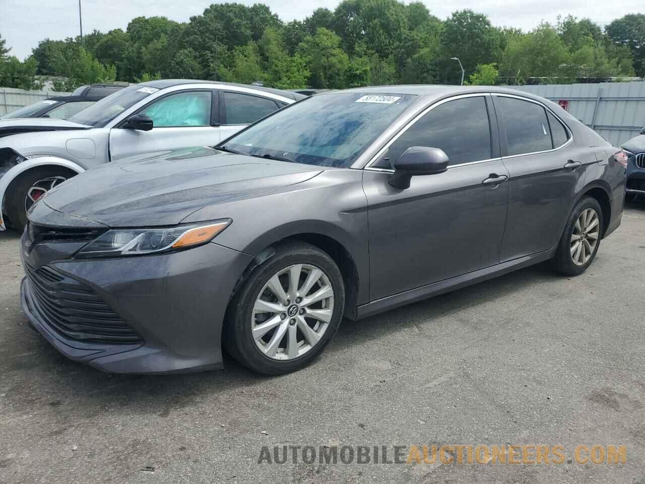 4T1B11HKXJU148602 TOYOTA CAMRY 2018