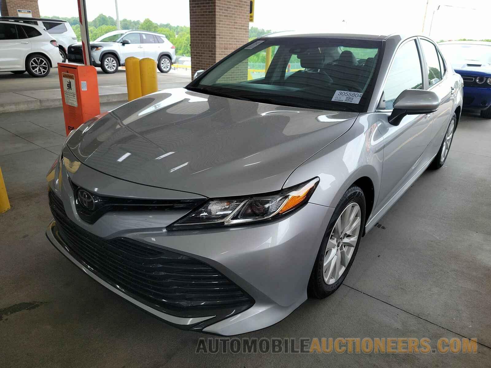 4T1B11HKXJU157820 Toyota Camry 2018