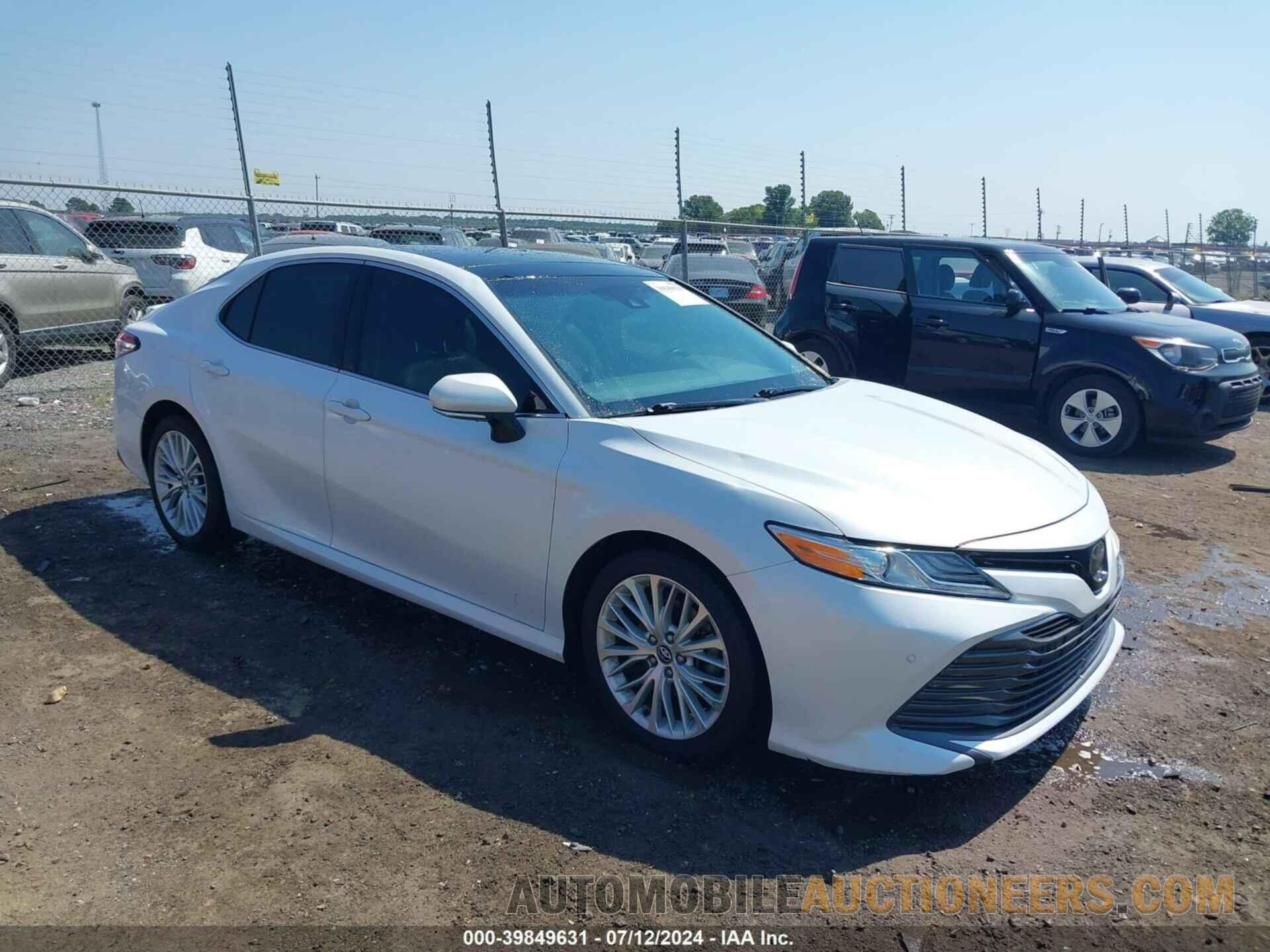 4T1B11HKXJU159308 TOYOTA CAMRY 2018