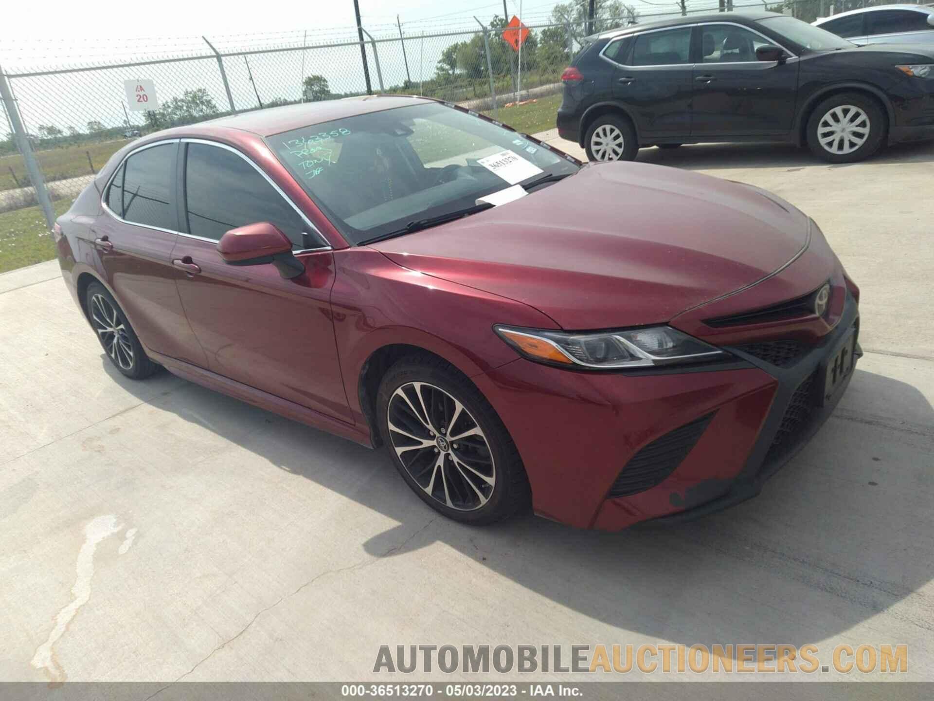 4T1B11HKXJU509293 TOYOTA CAMRY 2018